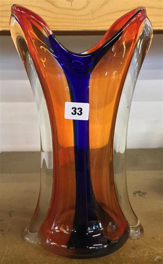 Art glass vase